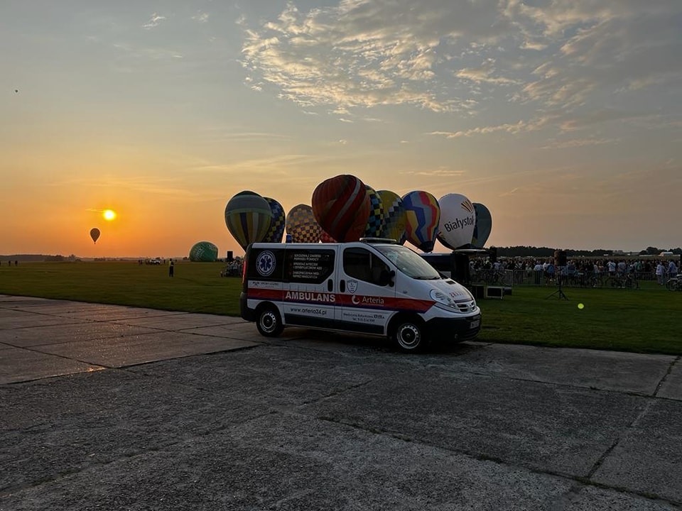 Zabezpieczenie Nocnego Pokazu Balonów na lotnisku w Lesznie.