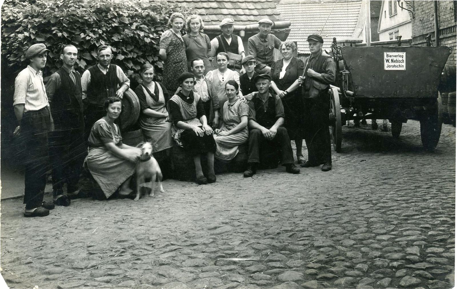 Pracownicy browaru W. Niebisch (przed wojną Józefy Hager) w Jarocinie, Muzeum Regionalne w Jarocinie
