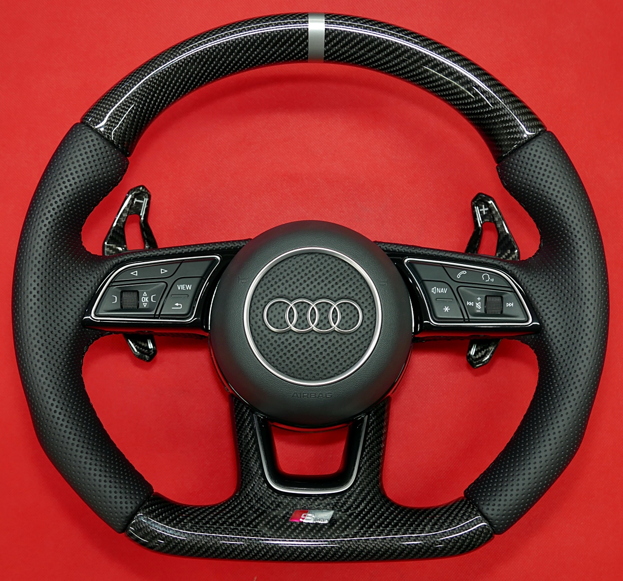 Kierownica Audi A4 B9 carbon tuning obszycie
