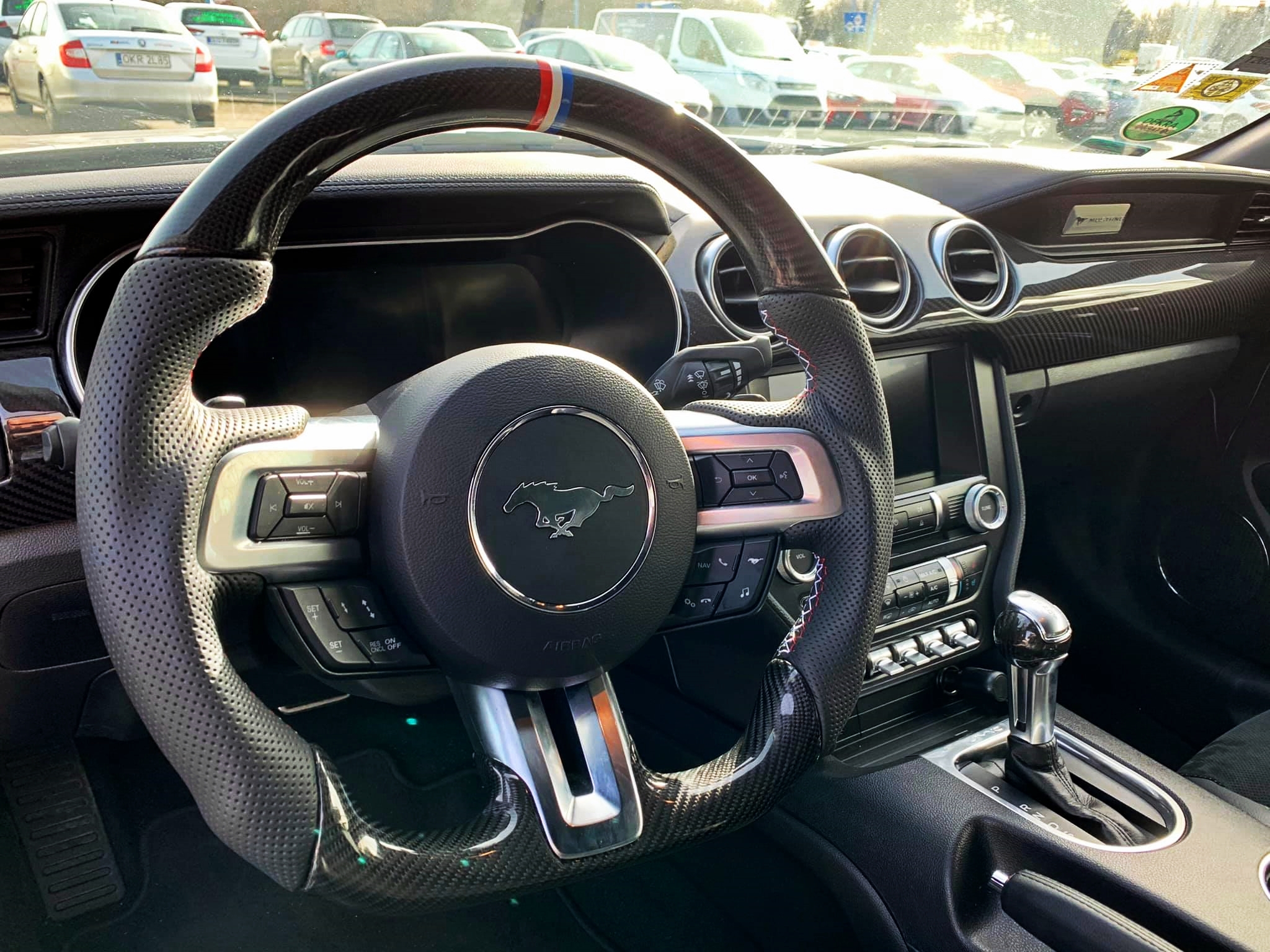 Custom carbon steering wheel Ford Mustang.