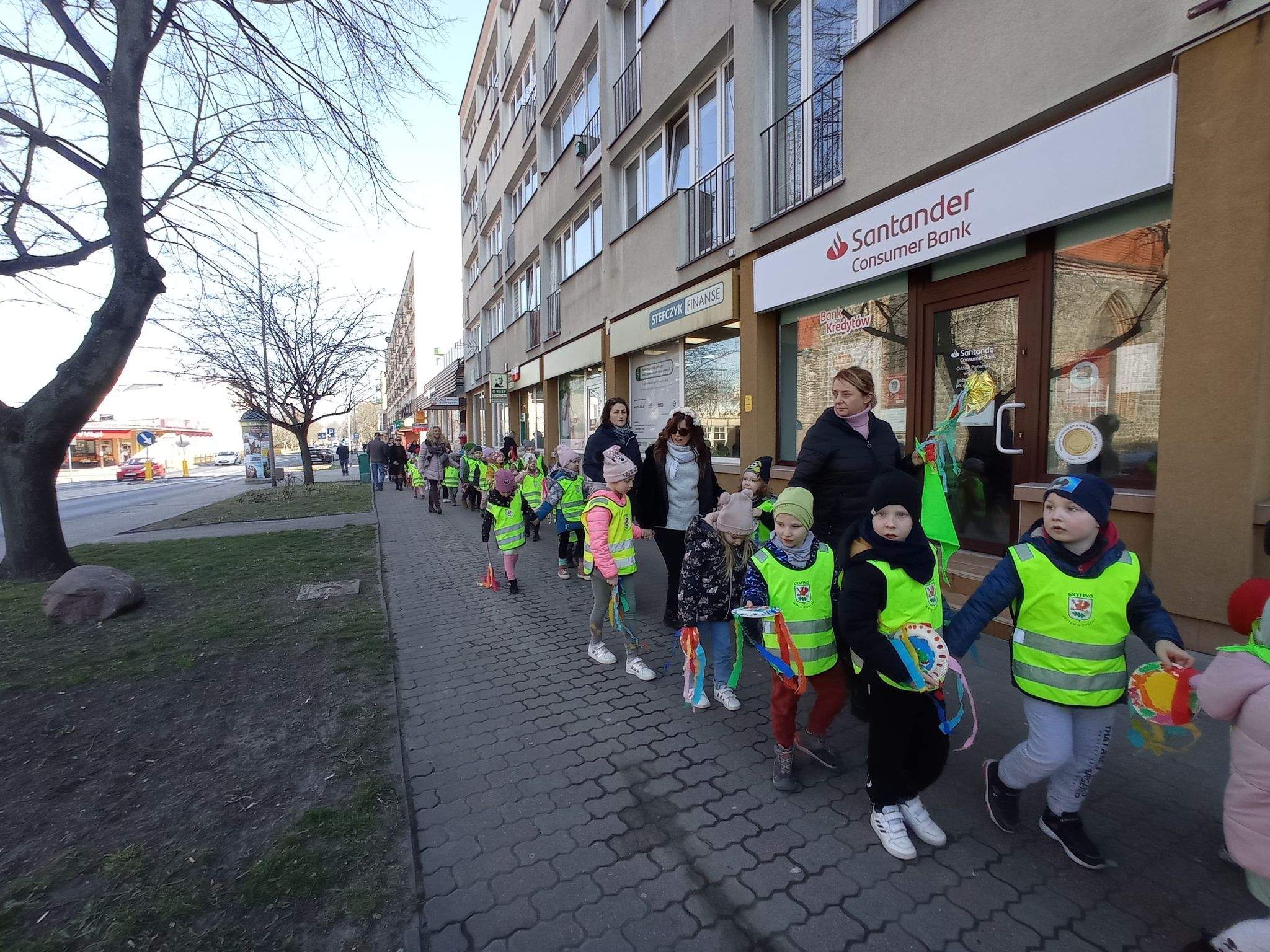 Barwny korowód przedszkolaków przeszedł ulicami naszego miasta
