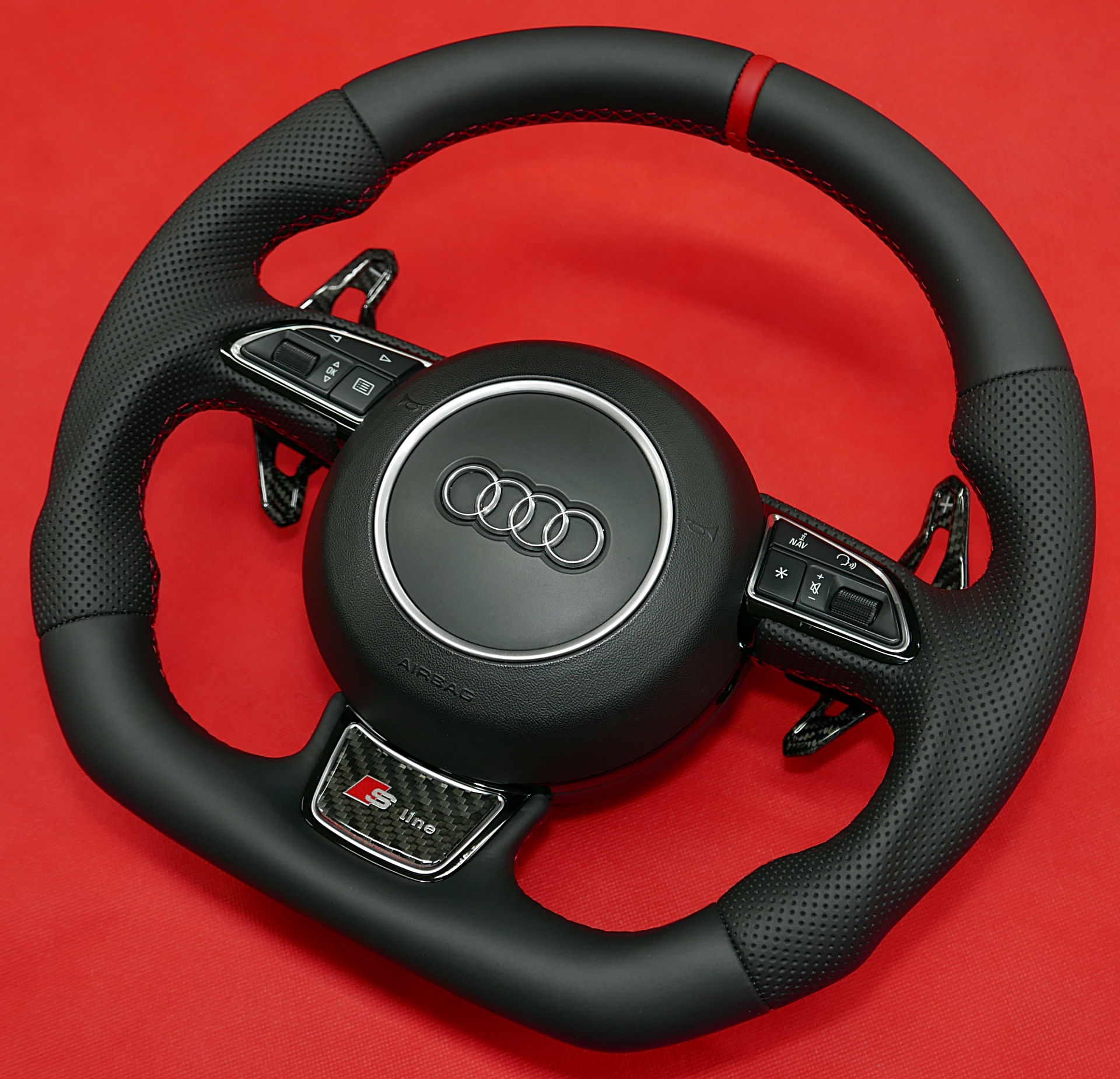 carbon fiber added for audi steering wheel