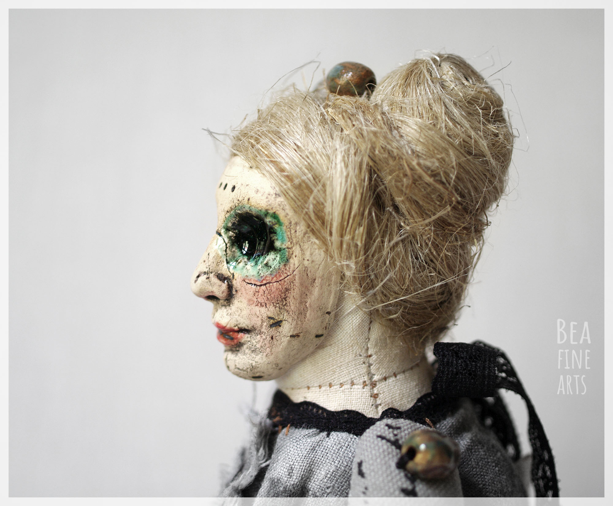 Henrietta - ceramiczna lalka artystyczna