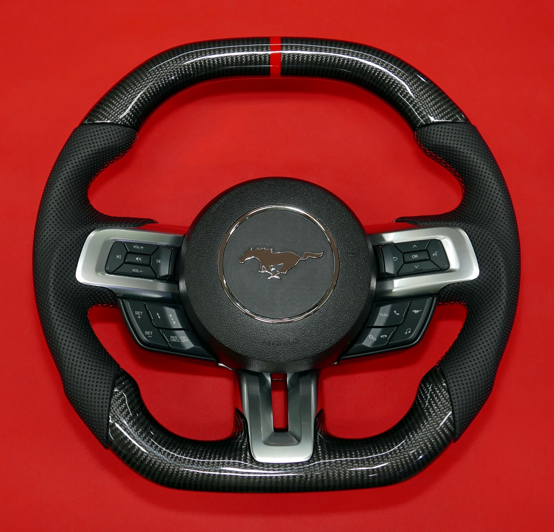 Custom carbon fiber steering wheel Ford Mustang