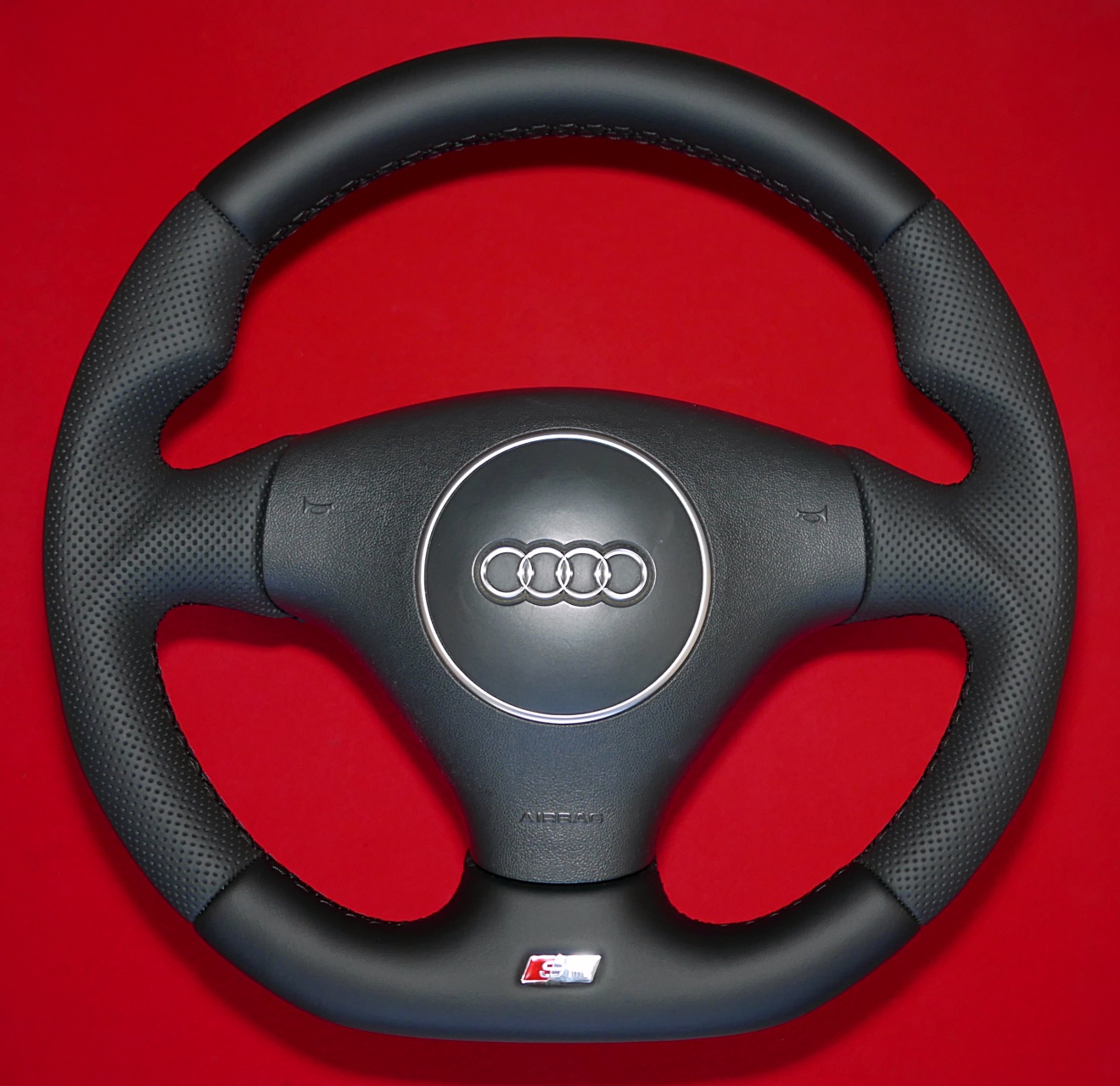 custom steering wheel Audi Sport