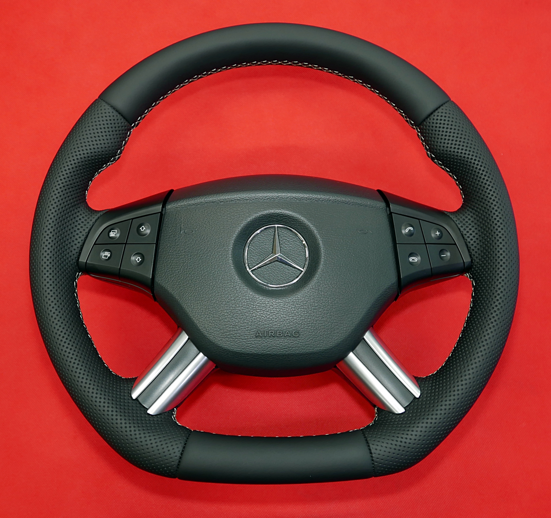 Kierownica Mercedes AMG Tuning modyfikacja obszycie