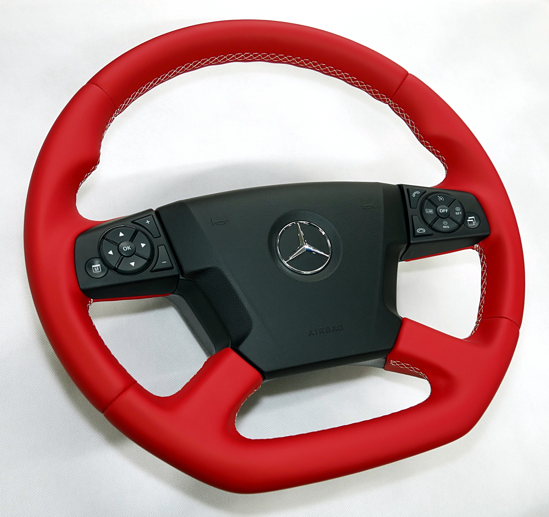 Kierownica Mercedes Actros spłaszczenie dołu modyfikacja