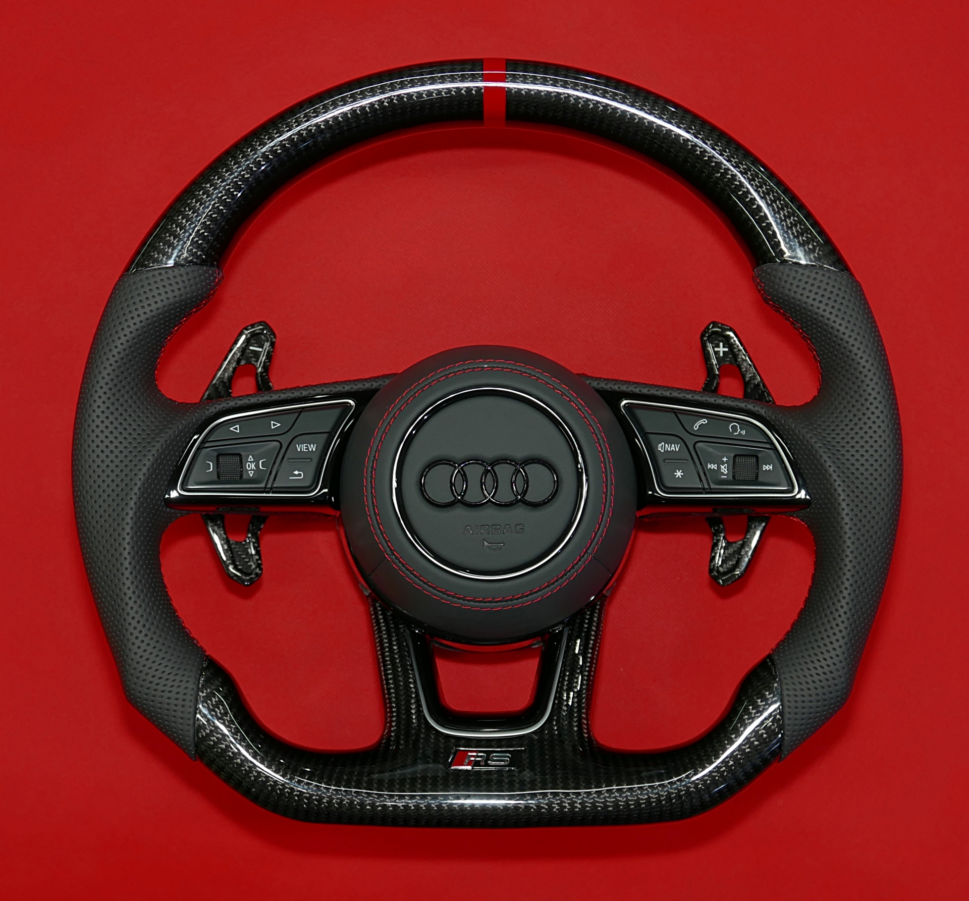 Kierownica Audi A4 RS4 B9 włókno węglowe carbon