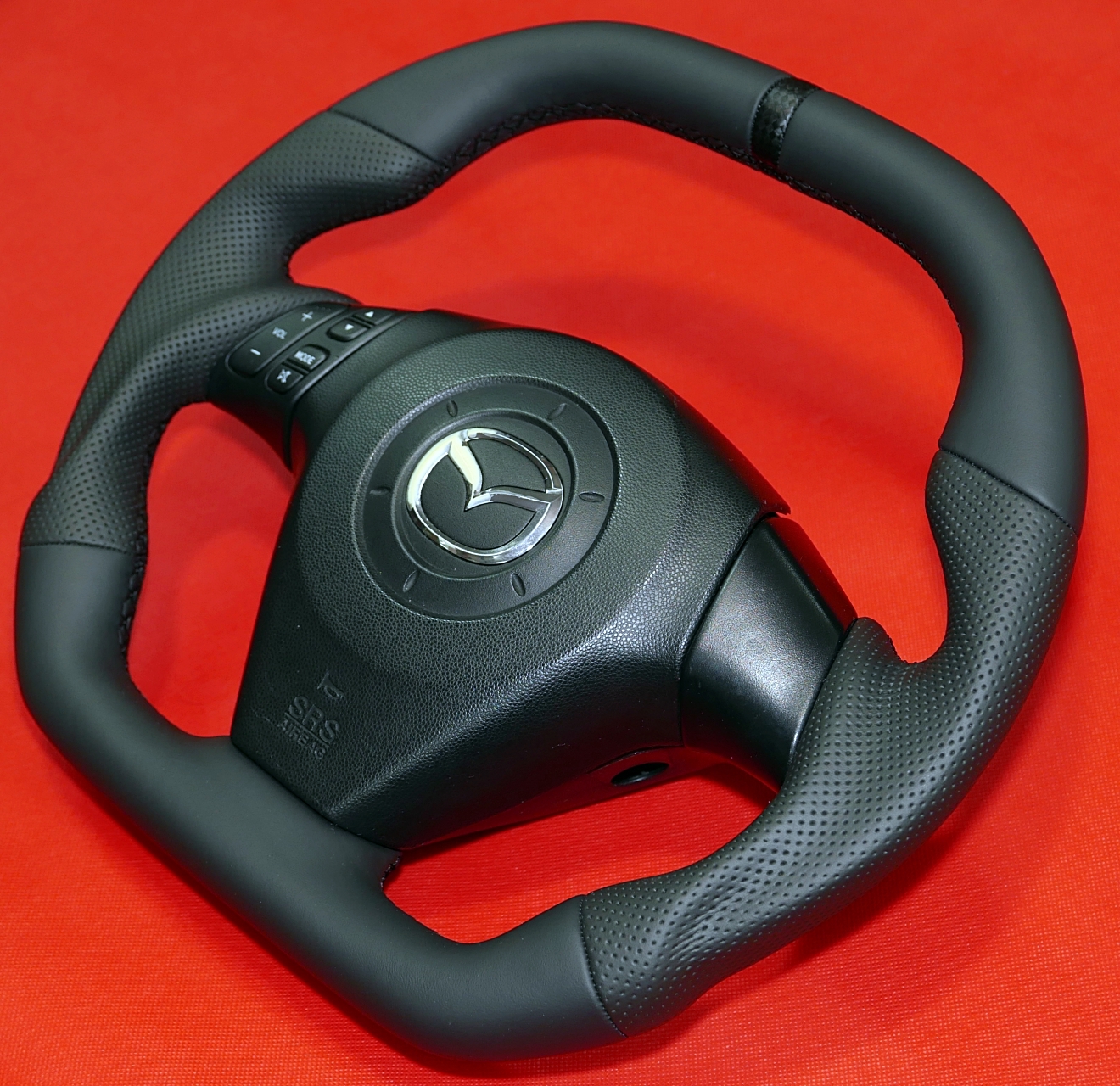 Kierownica Mazda RX-7 RX-8 zmiana kształtu tuning