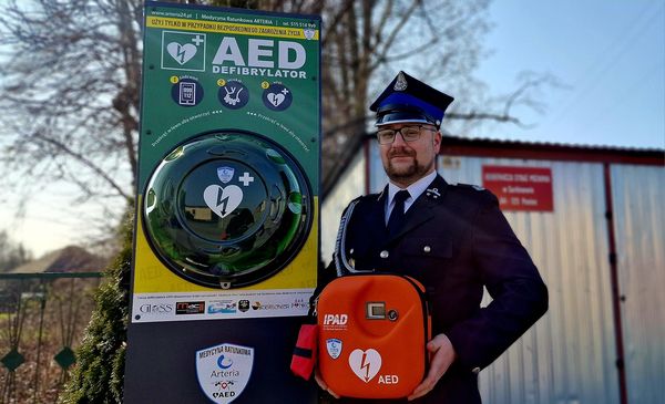 Defibrylator AED w Sarbinowie