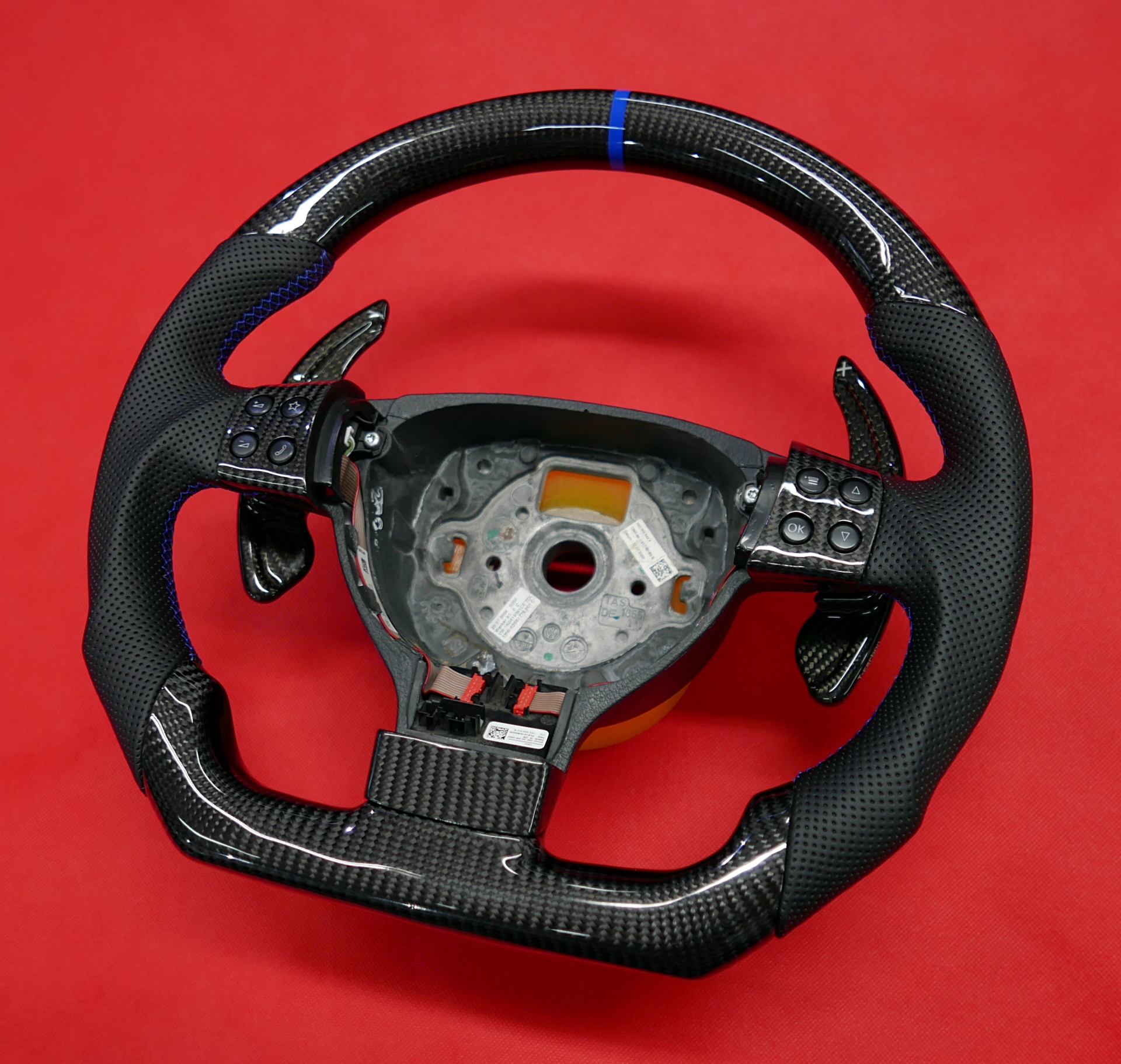 Custom carbon fiber steering wheel VW Scirocco