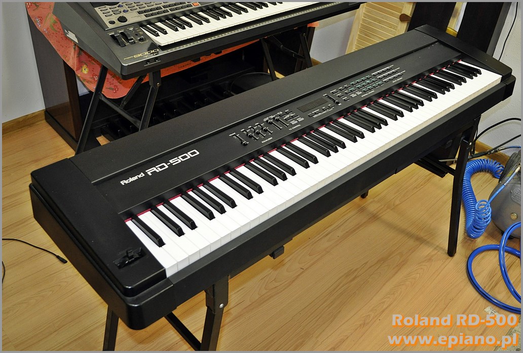 Piano Roland RD-500