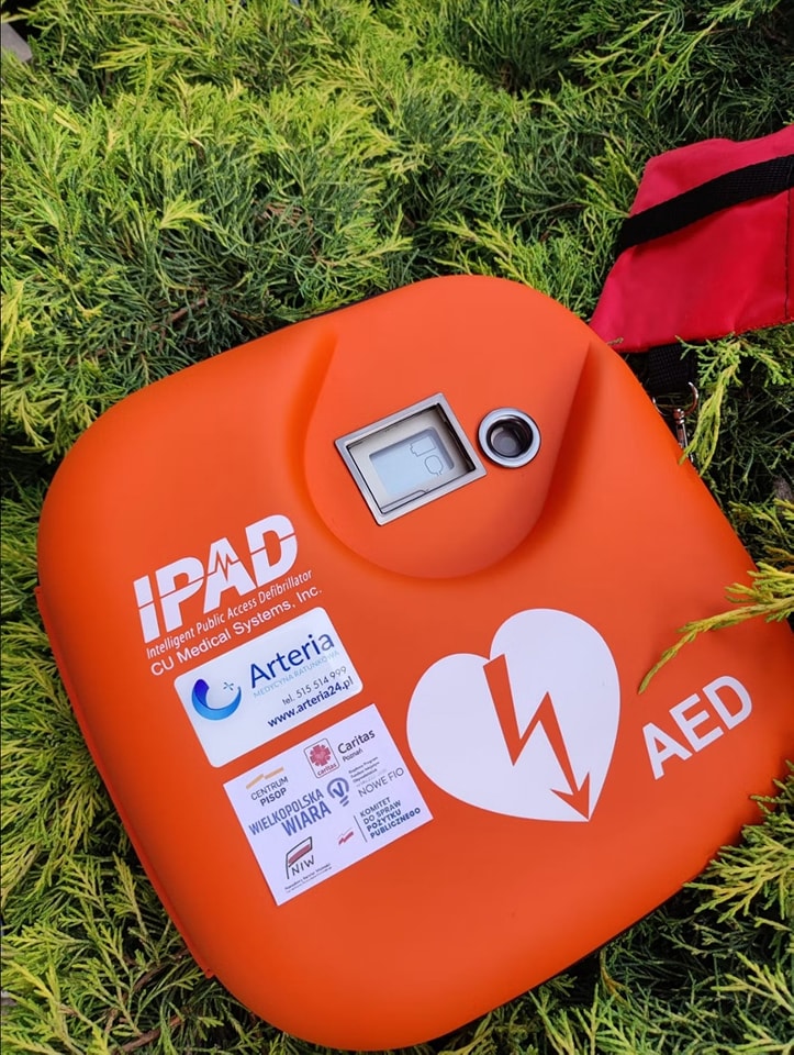 Defibrylator zewnętrzny AED w Krzycku Wielkim!