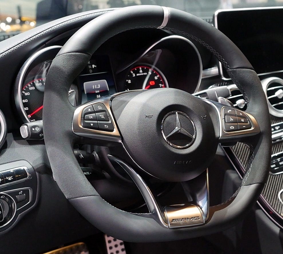 obszycie kierownica Mercedes AMG skóra i alcantara