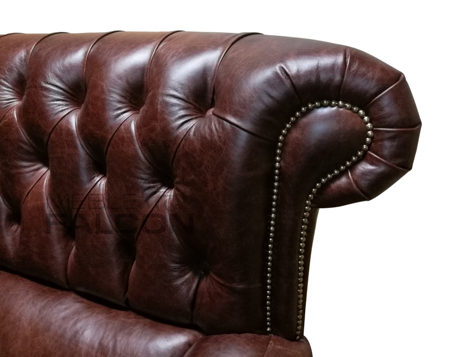 sofa chesterfield brązowa skóra pinezki ćwieki