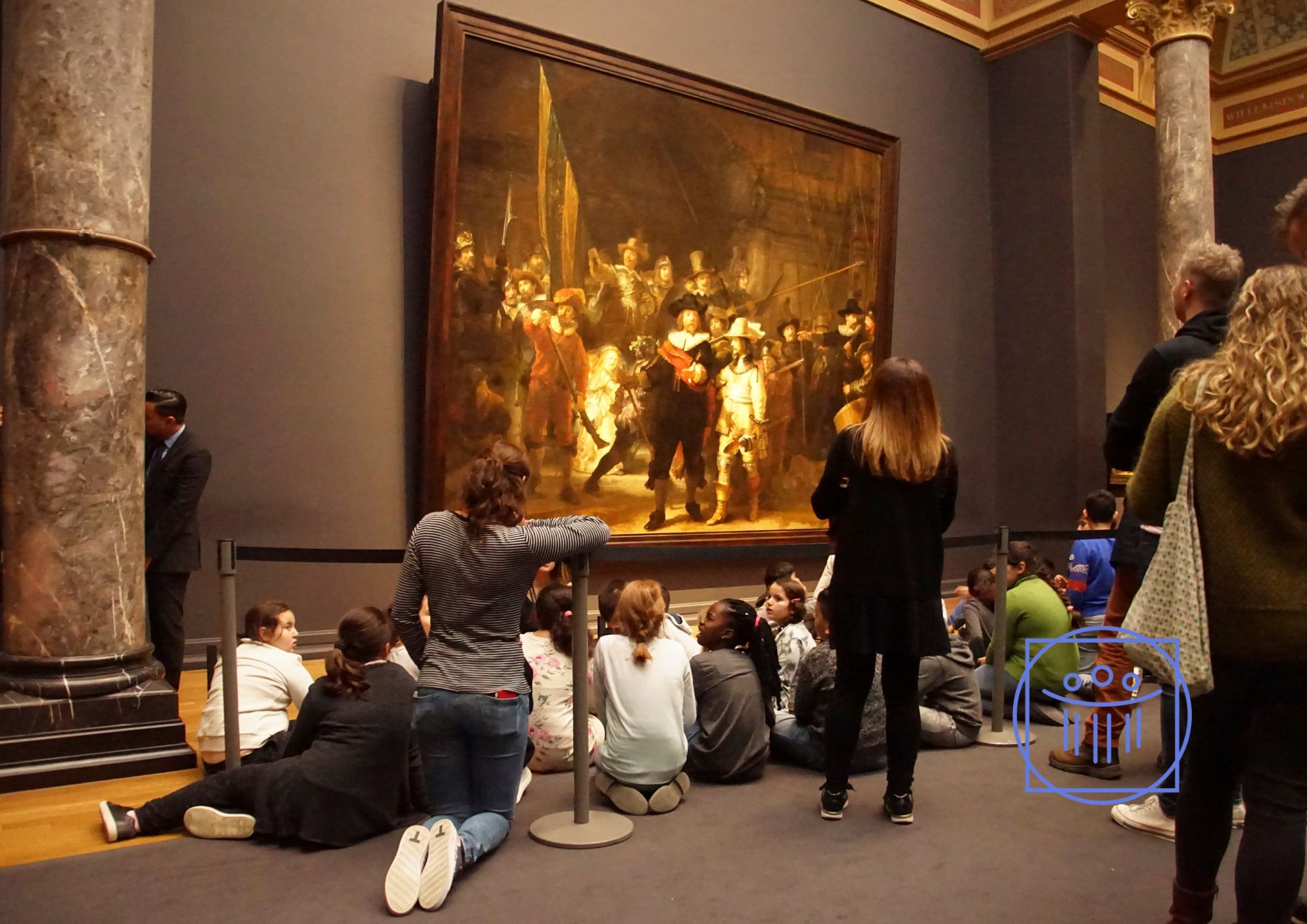 Uczniowie klasy turystycznej, oglądając słynny obraz, rozwijają umiejętności obserwacji, analizy i interpretacji dzieła sztuki
