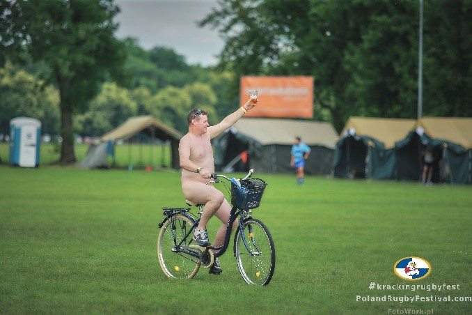 naked-cyclistjpg