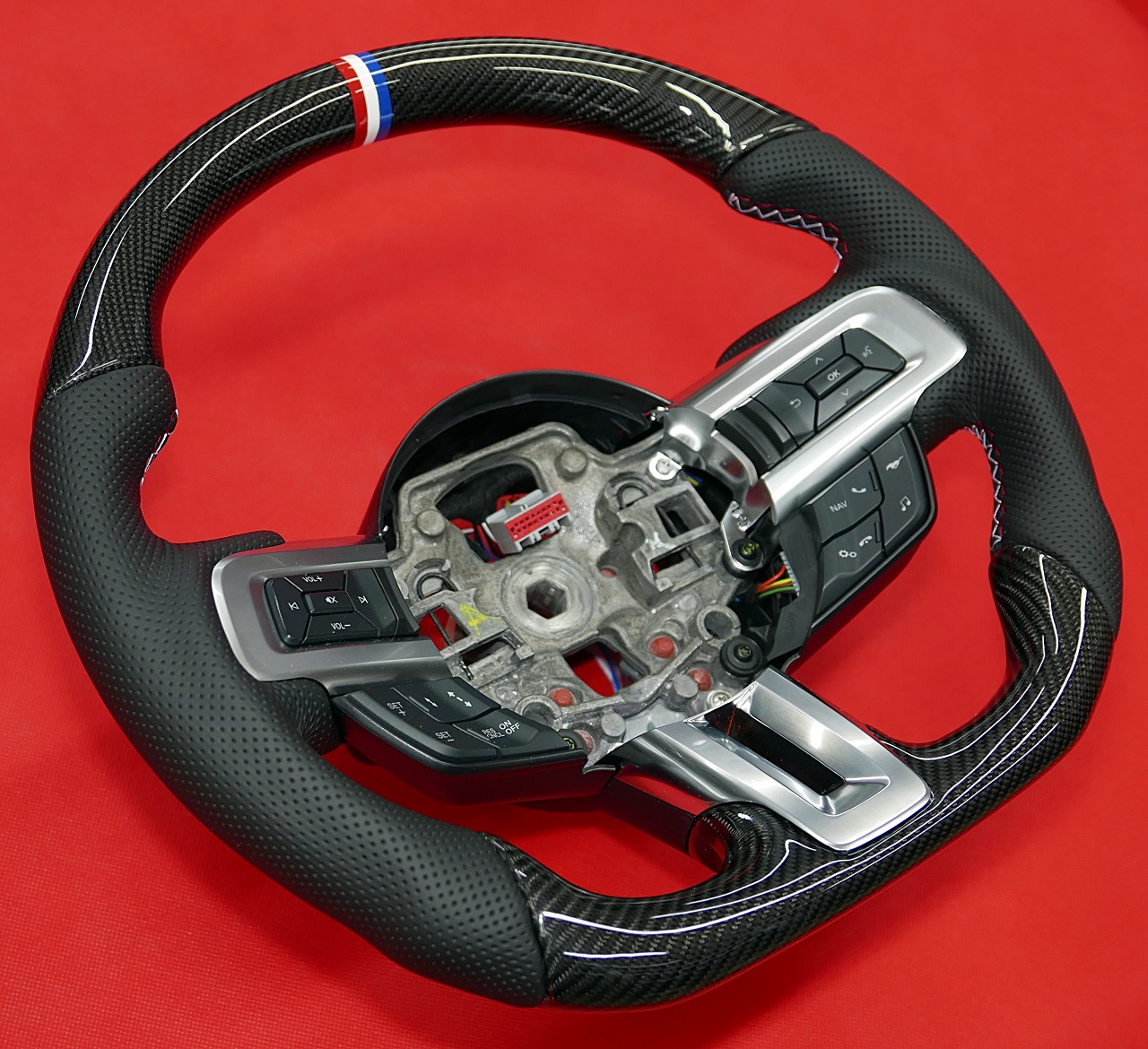carbon fiber steering wheel ford mustang