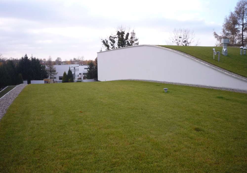 Dom mieszkalny w Poznaniu termo i hydroizolacja dachu zielonego