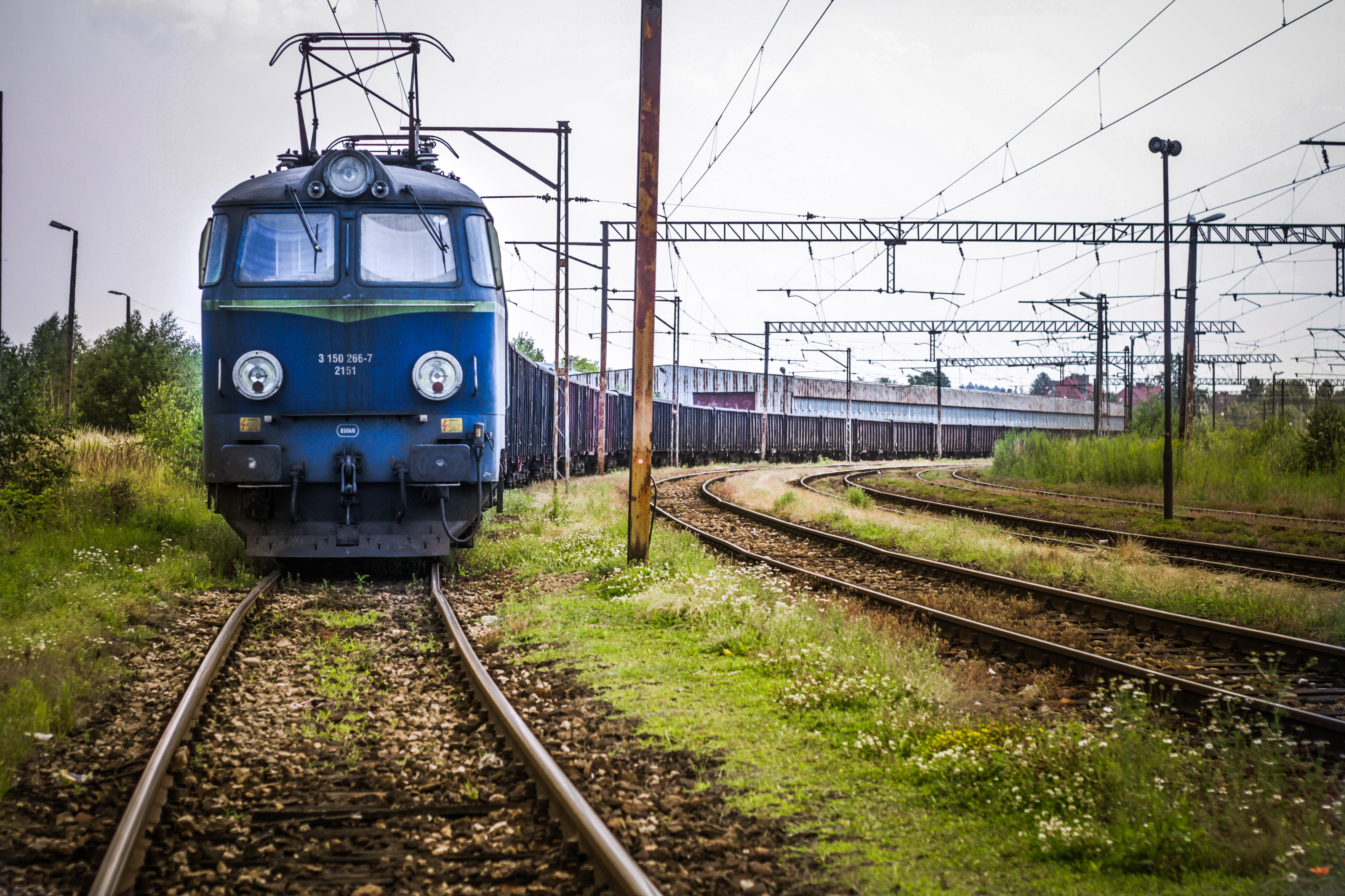 Wystąpienie FZZMK ws. zasad postępowania maszynisty obsługującego lokomotywę podczas wykonywania uproszczonej próby hamulca przy innym pociągu