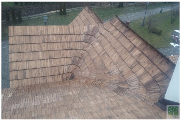 Tatran renowacja dachu Dworu 486,00m2 